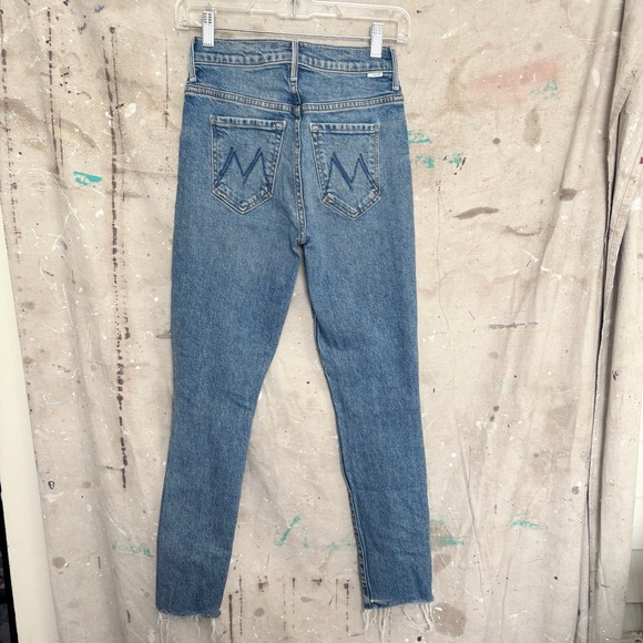 Mother the Stunner Ankle Fray Jeans in Crate Digger - Picture 3 of 7